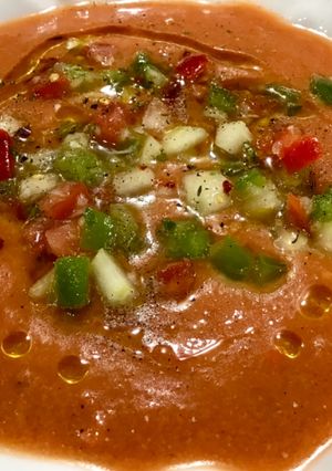 Klasszikus Gazpacho - az andalúz hideg paradicsomleves recept fotója
