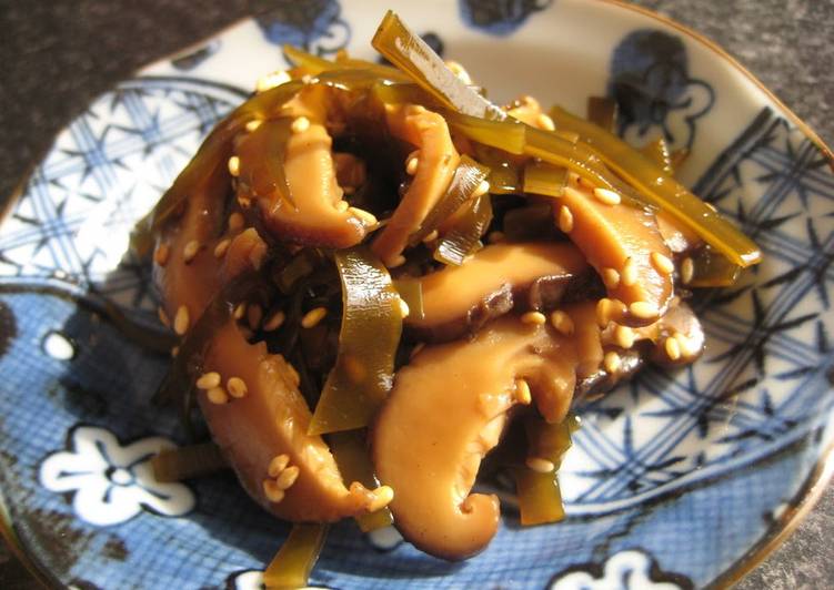 Steps to Make Homemade Tsukudani from Leftover Shiitake Mushroom and Kombu after Making Dashi Stock [Macrobiotic]