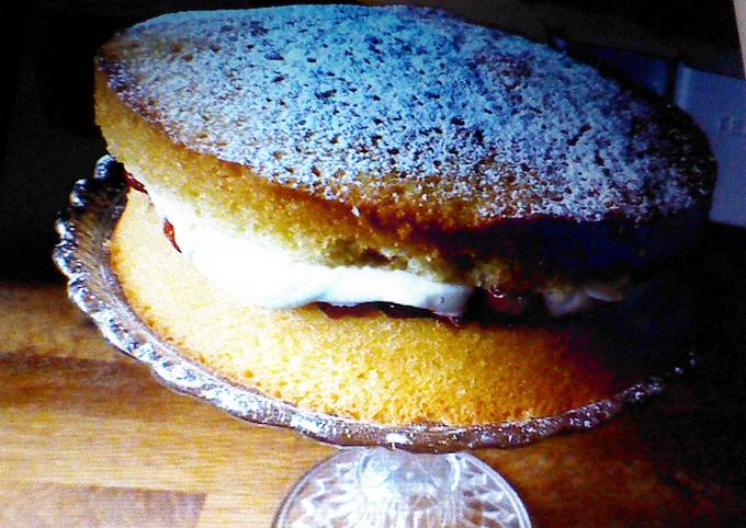 How to Make Quick Victoria sponge cake