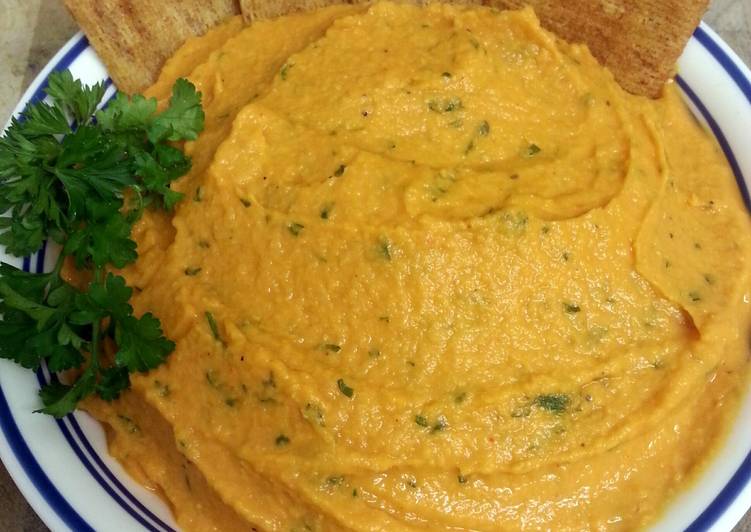 Easy Way to Cook Super Quick Roasted Red Pepper Hummus