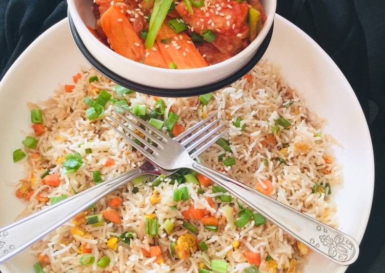 Recipe of Perfect Chilli Chicken with egg fried Rice