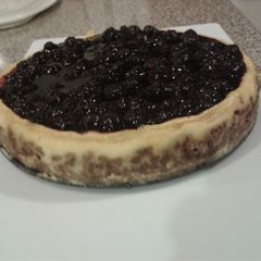 Vanilla Mascarpone Blueberry cheesecake A picture of Vanilla Mascarpone Blueberry cheesecake.