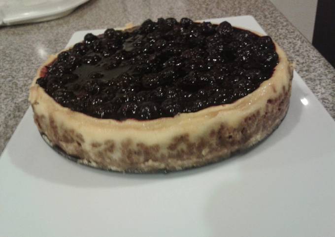 Vanilla Mascarpone Blueberry cheesecake