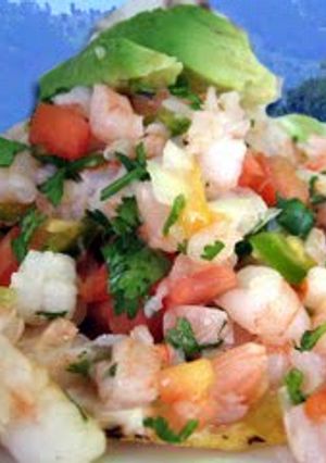 A picture of cevichè ( island style ).