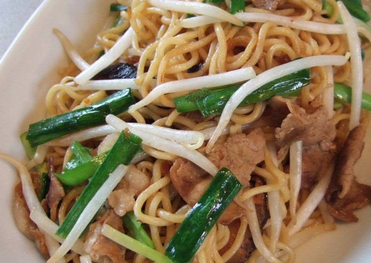 Fried Noodles with Chinese Chives