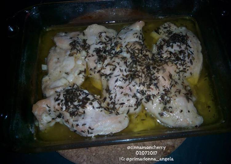 Simple Way to Make Ultimate Olive and Lemon Baked Chicken