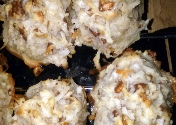 How to Cook Appetizing Coconut pecan macaroons =)