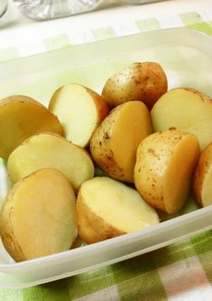 A picture of Microwaved Soft and Fluffy Potatoes.