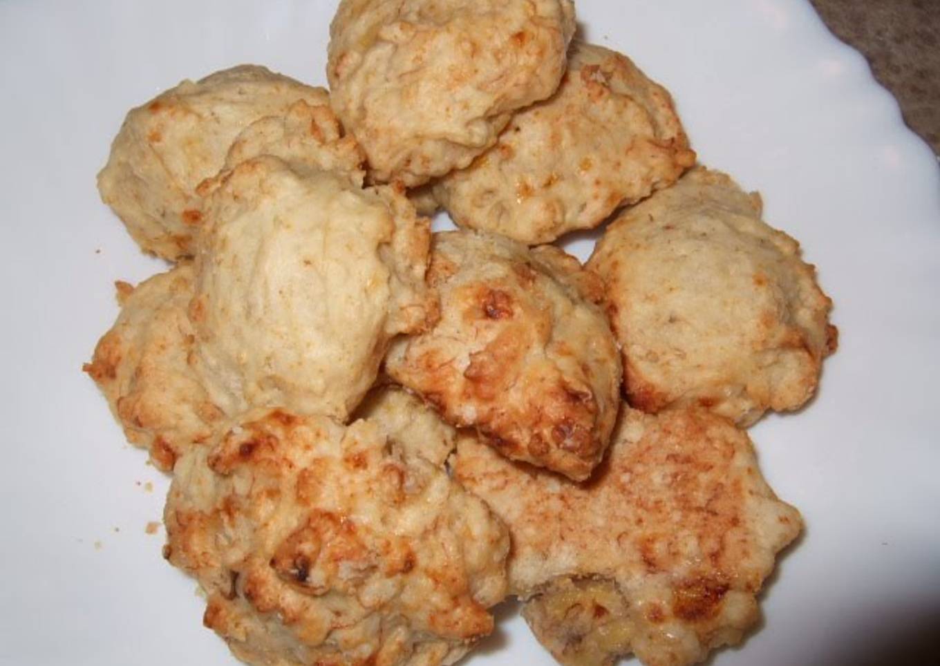 Surprisingly Easy 5-Minute Banana Cookies