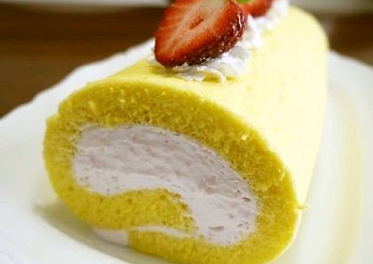 Recipe of Perfect Fluffy Strawberry Cream Swiss Roll