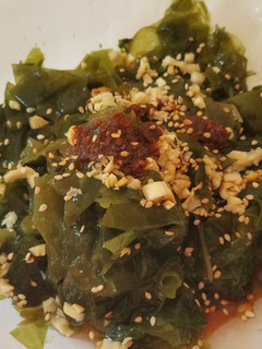 A picture of Spicy Wakame Salad 凉拌裙带菜.