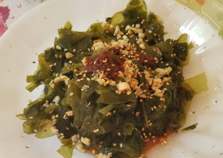 Spicy Wakame Salad 凉拌裙带菜