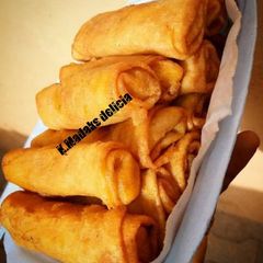 A picture of Vegetable rolls.