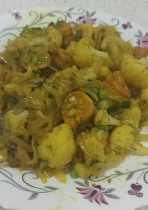 عکسی از دستور خوراک میگو و کلم و پیاز