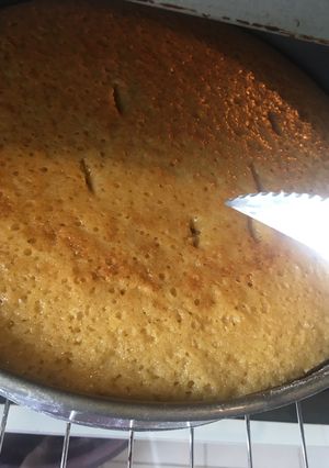 Una foto de Torta húmeda de yogurt ! Muy fácil de hacer !!