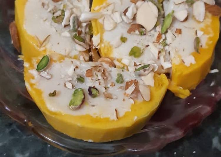 Recipe of Quick Mango kulfi with rabri