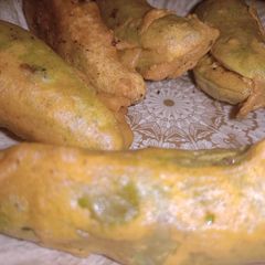 A picture of Hari mirch k pakory.