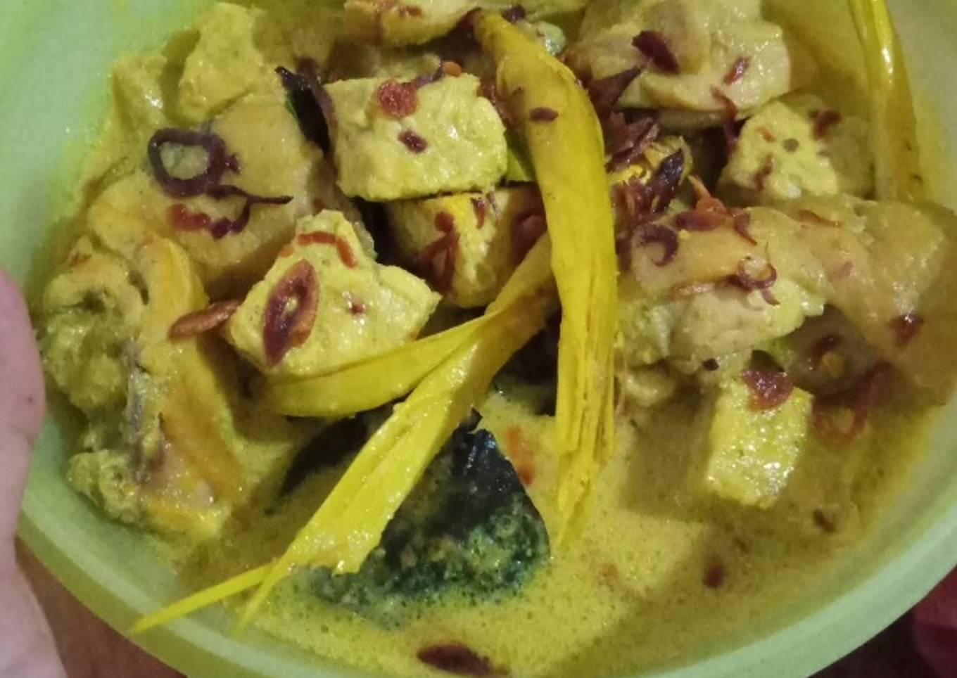 Bagaimana Menyiapkan Opor ayam kampung kuning, Bisa Manjain Lidah