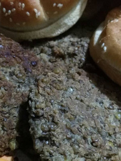Una foto de Tortas de lentejas