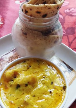A picture of Rajasthani curry with maggi masala twist.