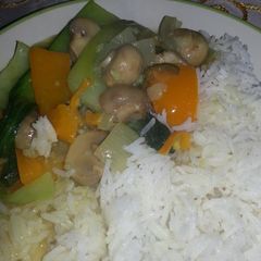 A picture of Pak choi and mushroom fast stirfry.