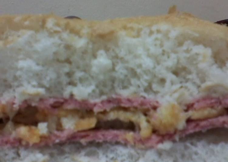 Mortedella sandwich