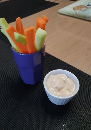 Une photo de Croquants sauce curry miel