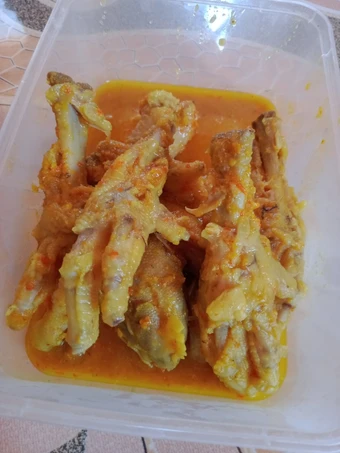 Cara Gampang Membikin Resep Ceker kuah mercon kuning yang Uenak Anti Ribet, Mantap