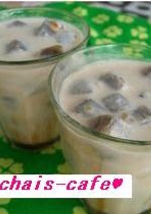 A picture of Summer Staple Cafe-style Iced Cafe au Lait.