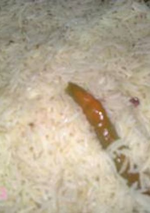 صورة لوصفة رز ابيض لاكلة سمك
