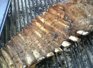 Una foto de Medio Costillar a la parrilla