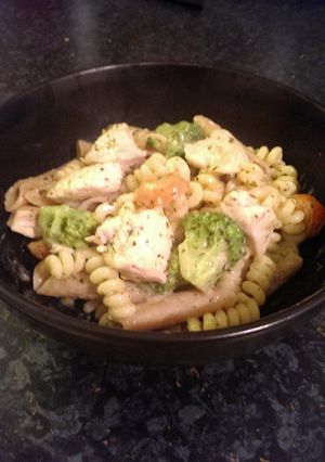 A picture of Sophie's Broccoli, chicken, tomato creamy basil pasta.