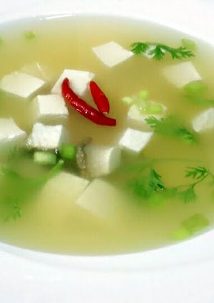 A picture of Kanya's Tofu Soup / Tom Yum Style.