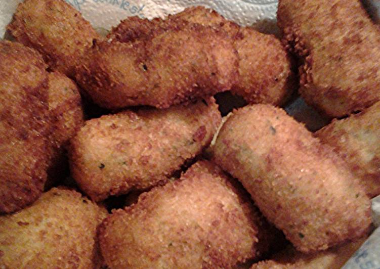 Recipe: Perfect Kartoffelkroketten/  Potato croquettes