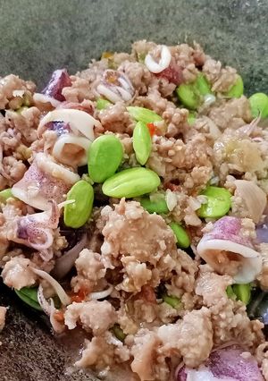 รูปของ หมึก หมูสับ ผัดกะปิสะตอ