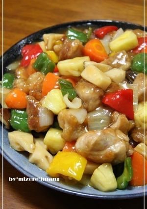 A picture of Sweet and Sour Pork Taiwan Style Chicken in Pineapple Vinegar Sauce.