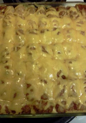 A picture of Chili Cheese Tots.