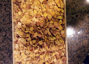 Easy Fast Cooking Michelles party chex mix Delicious Nutritious