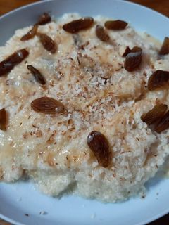 মিষ্টি সুজি (Mishti sooji recipe in Bengali) রেসিপির প্রধান ছবি