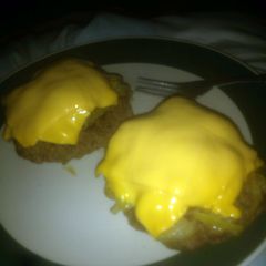 A picture of Spicy Jalapeno Turkey Burgers.