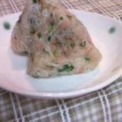 A picture of Seafood Rice Balls.