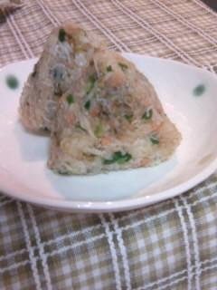 A picture of Seafood Rice Balls.