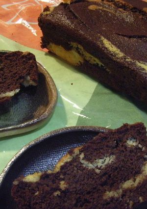 A picture of Fast, Flourless Marble Chocolate Cake made from Okara.