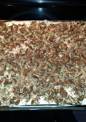 A picture of The Best Home Made Carrott Cake.