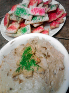 A picture of Apple Pie Dip W/ Pie Crust Dippin Chips.