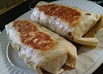 Easiest Way to Cook Yummy Grilled Breakfast Burritos
