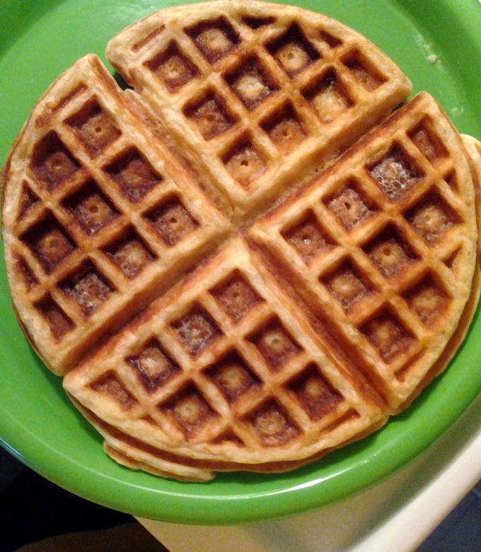 A picture of Oatmeal waffles.