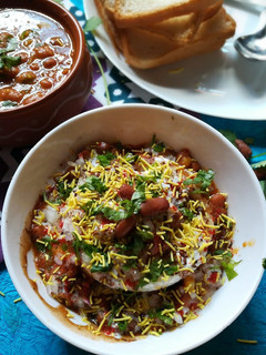 राजमा चाट (Rajma chaat recipe in Hindi) रेसिपी मुख्य फोटो