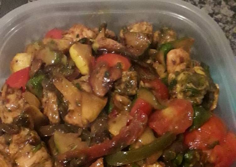 Recipe of Quick Chicken breast with patty pan &amp; basil