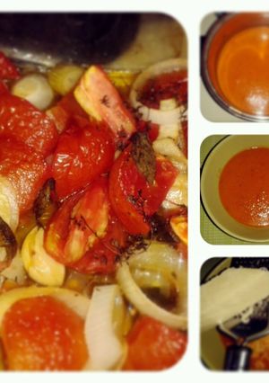 A picture of Roasted Tomato Soup.